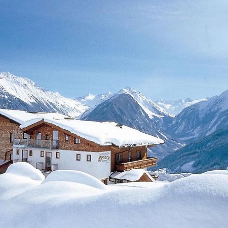 Pension Sonneck Neukirchen am Großvenediger エクステリア 写真