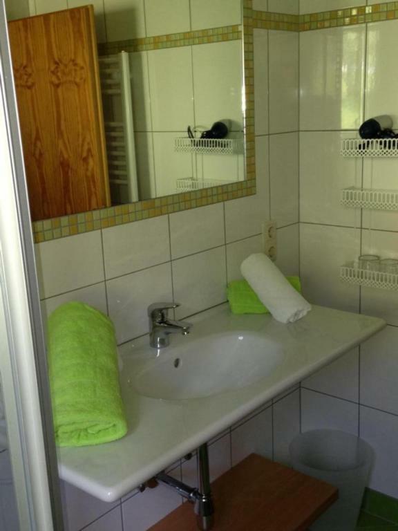 Pension Sonneck Neukirchen am Großvenediger エクステリア 写真